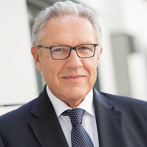 Günther J. Piff ist Vorstandsvorsitzender der ADELTA.FINANZ AG.